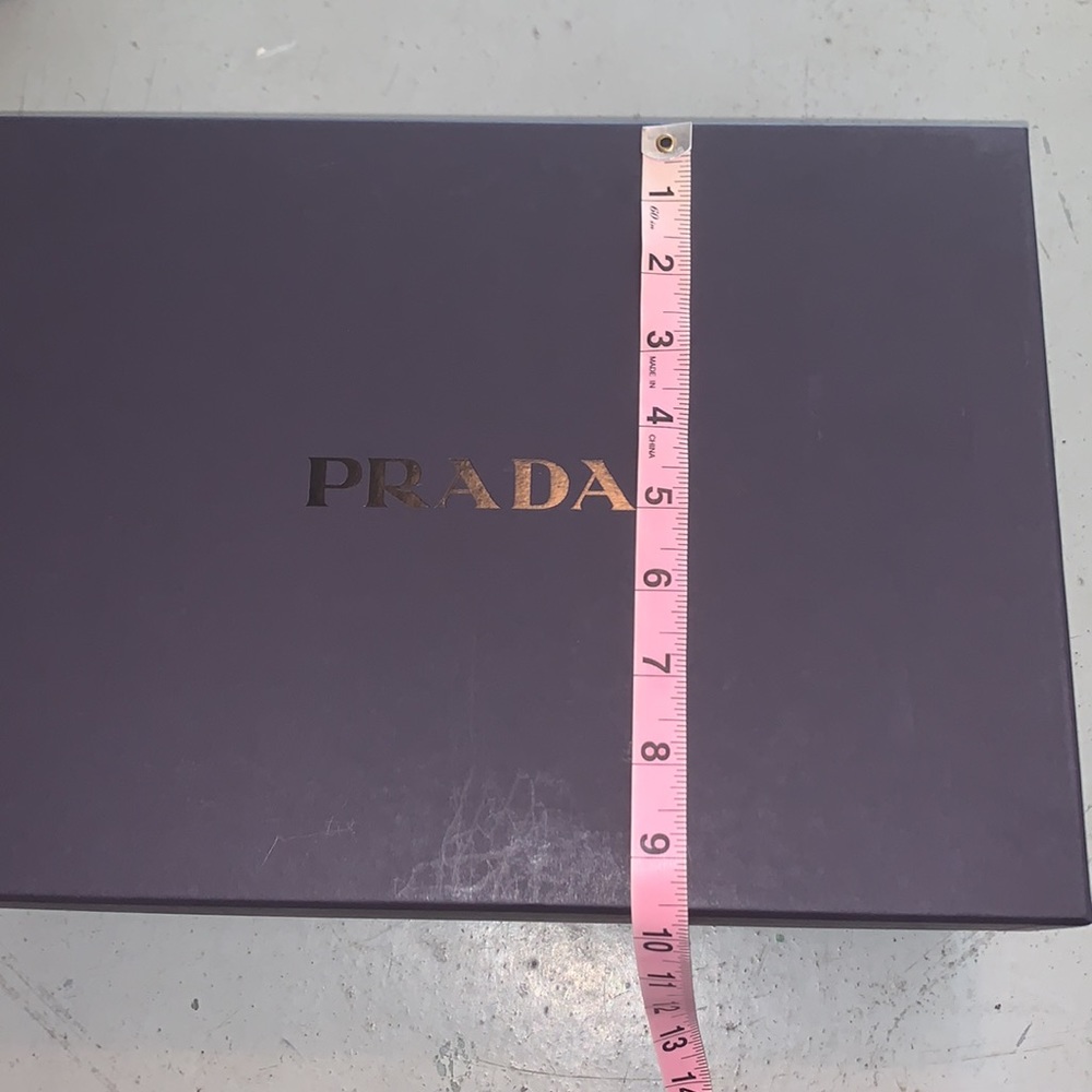 Prada box - Picture 4 of 5